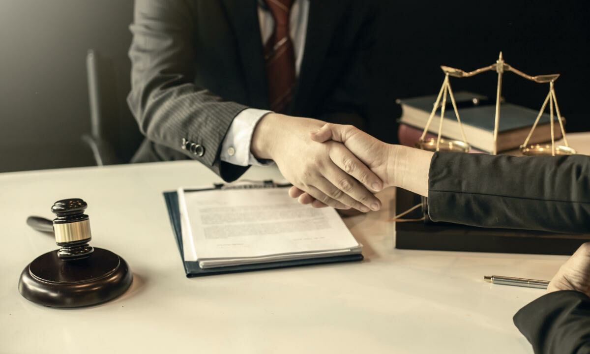 Consultoria Jurídica Preventiva & Contencioso